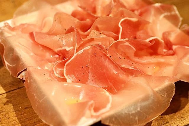熟成肉バル ふぇりちった 伏見広小路店 - サブ画像1