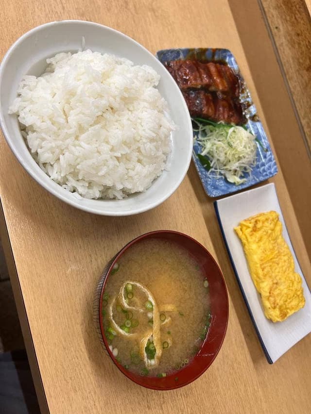 栄食堂 - サブ画像2