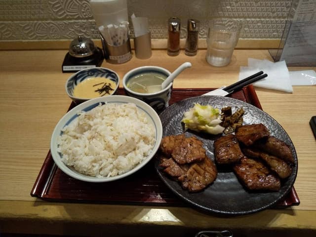 牛たんと和牛焼き 青葉 グランデュオ立川店 - サブ画像2