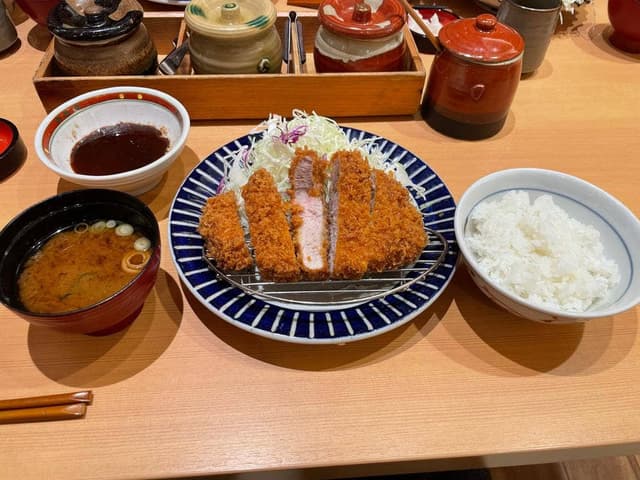 厚切りとんかつよし平キーノ和歌山店 - サブ画像2