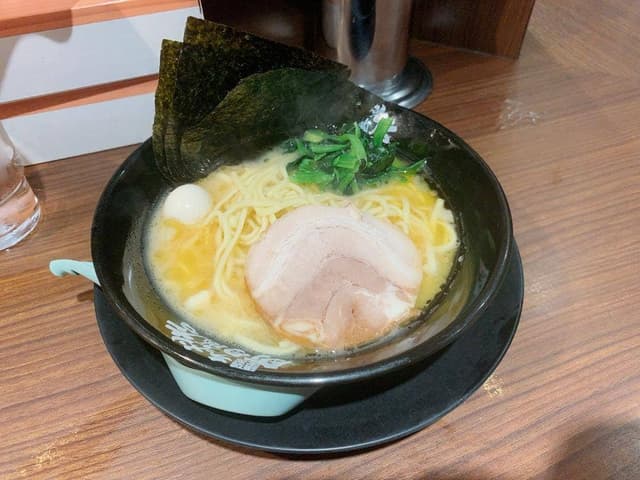 横浜家系ラーメン 町田商店 33 - サブ画像1
