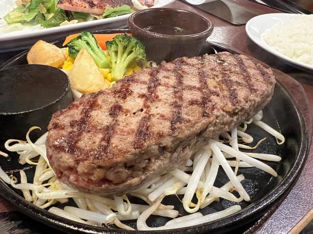 弾力バーグ カウベル 八千代本店 - サブ画像2