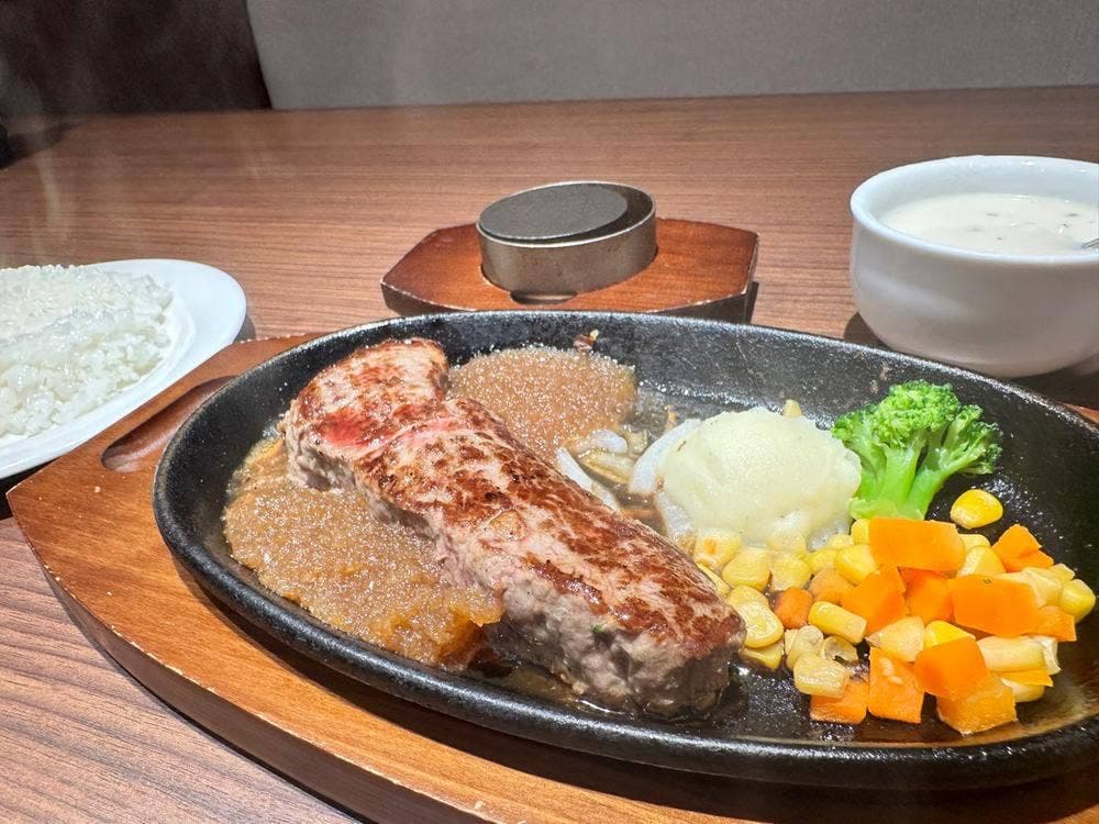ステーキ宮 横浜西口エキニア店