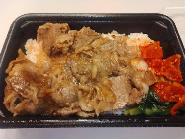 肉のヤマ牛 十三店 - サブ画像1