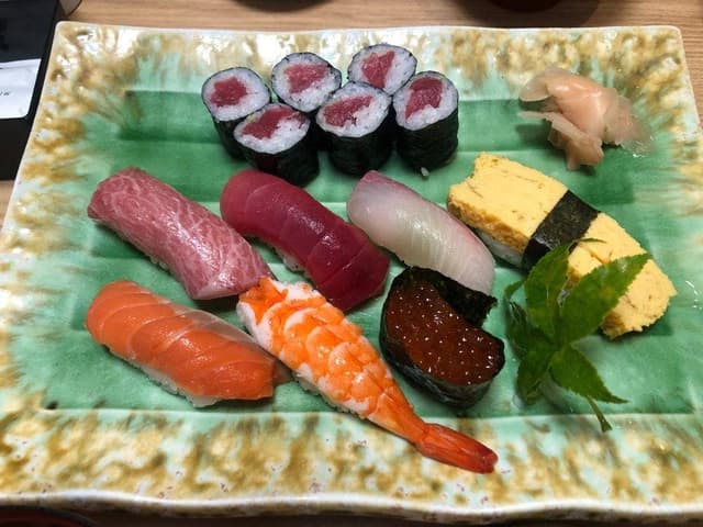 黒潮鮨 御幸本店 - サブ画像1