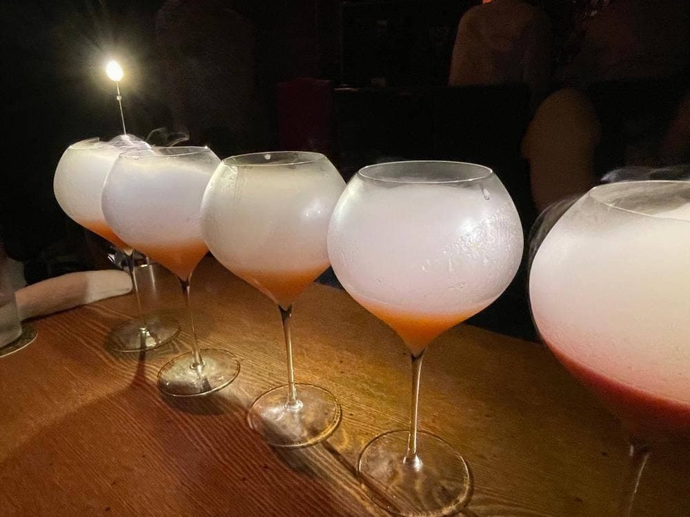 BAR CENTIFOLIA