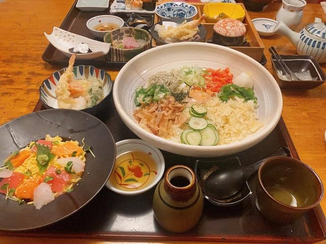 海鮮茶屋うを佐 - サブ画像1