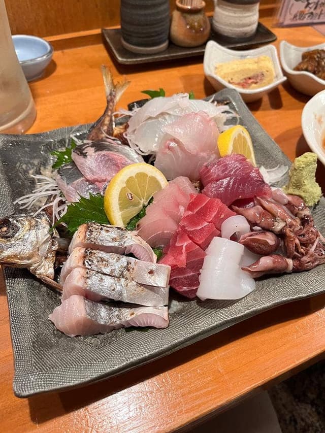 魚河岸本舗 魚魚屋 勝川店 - サブ画像1