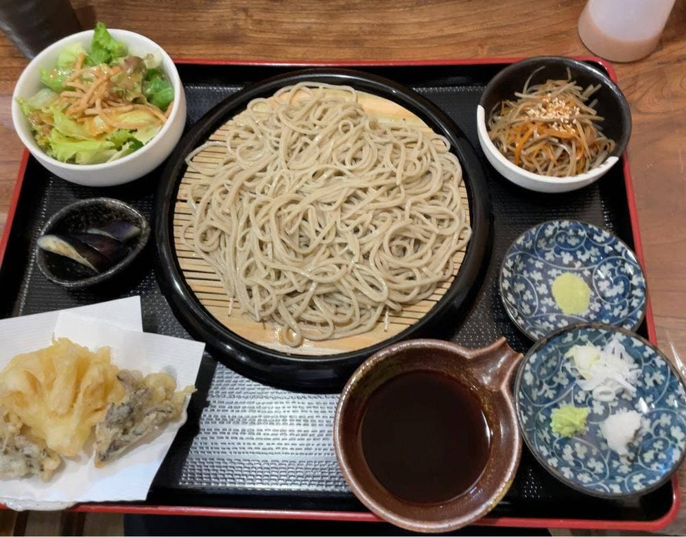 英太郎