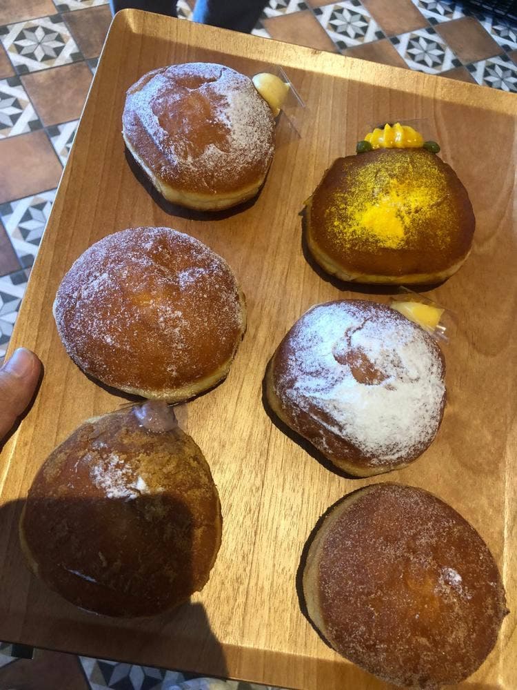 DONUT ROOM