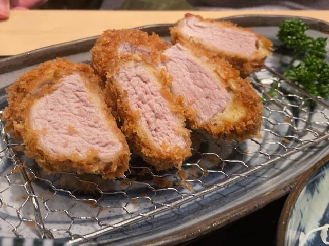 とんかつ 馬車道 さくら 本店 - サブ画像1