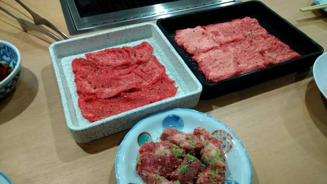 生タンと塊ハラミ 焼肉音吉 鳳駅前店 - サブ画像1