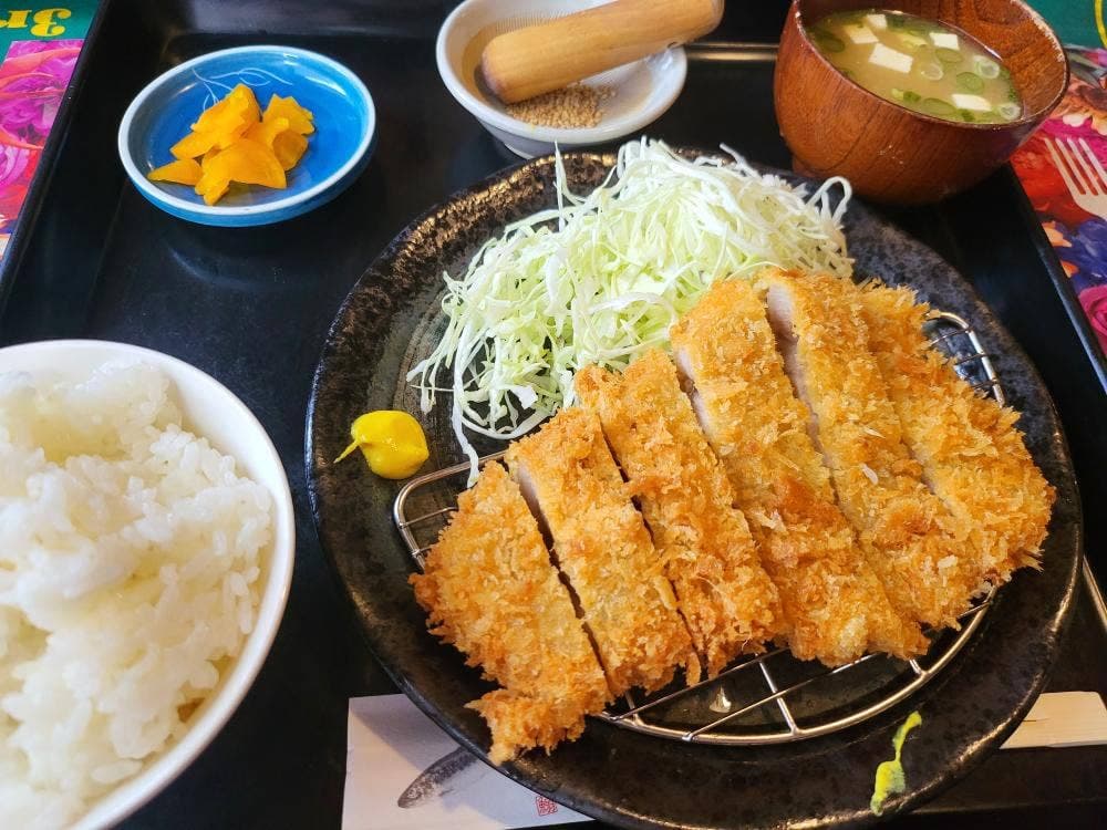 とんかつ&洋食 Kitchen ことれっと