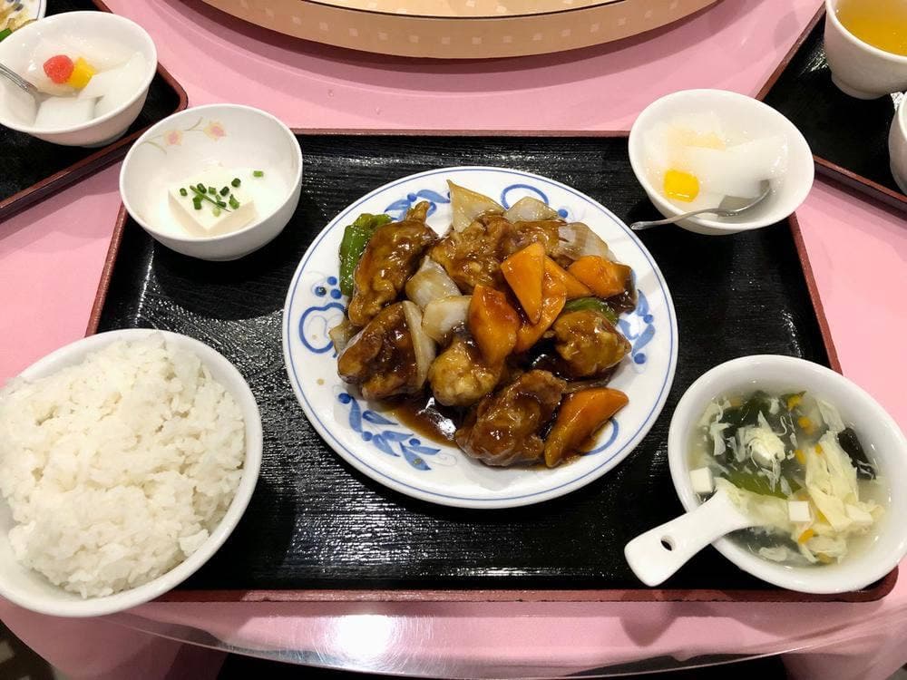 萬新菜館 本店