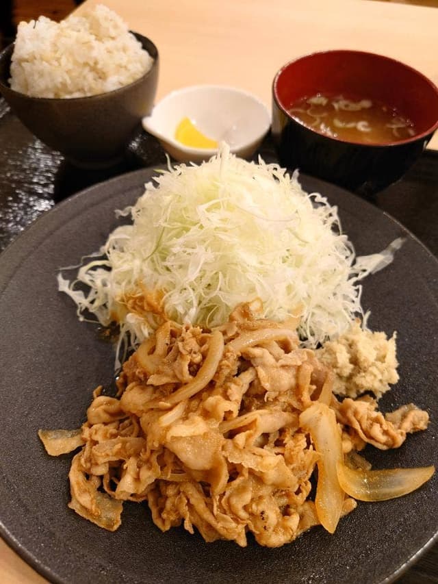 生姜焼き定食専門店 元気が出る食堂 - サブ画像3