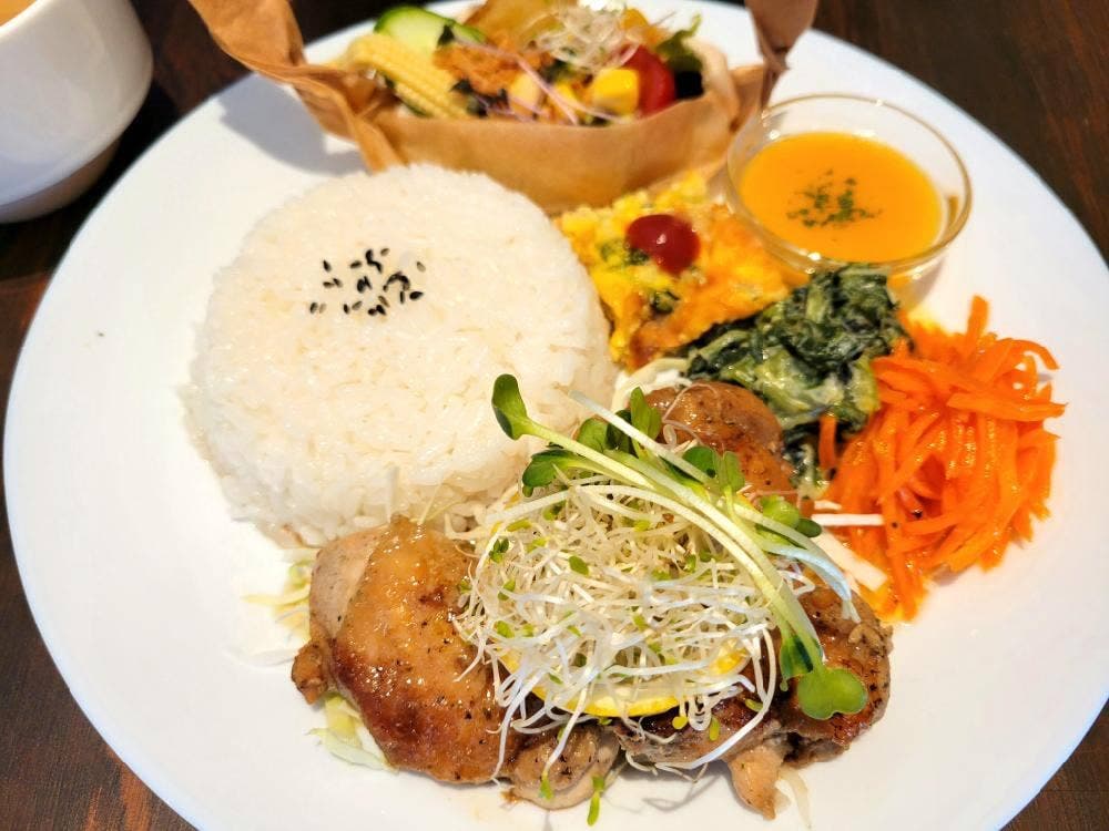 鳩谷商店