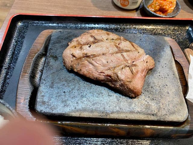 感動の肉と米 富士吉原店 - サブ画像2