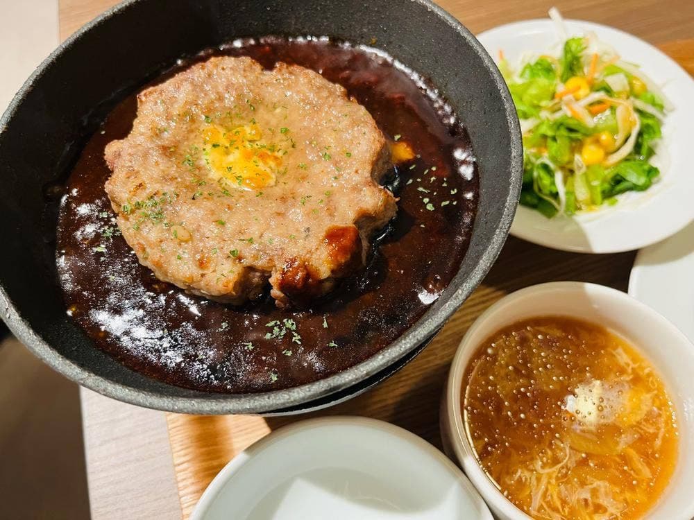 神戸元町ドリアあべのハルカスダイニング店