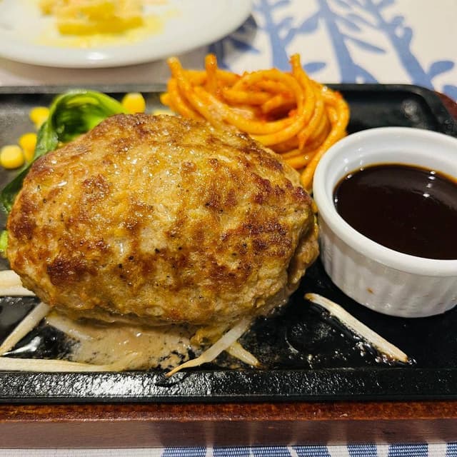 ハンバーグ&グリル ハングリ - サブ画像1