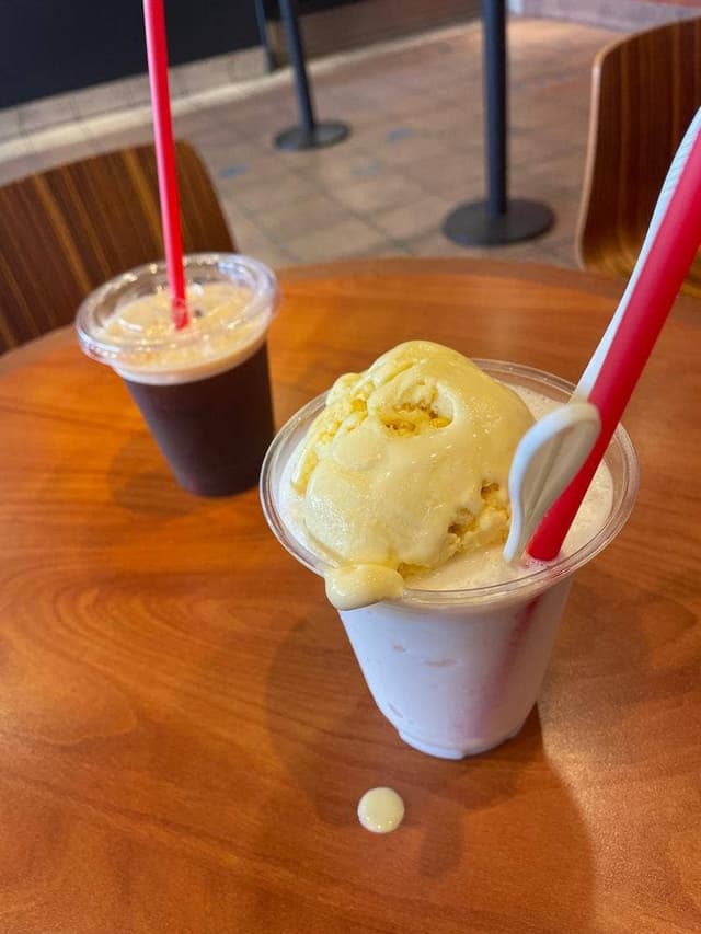 COLD STONE CREAMERY 三井アウトレットパークジャズドリーム長島店 - サブ画像1