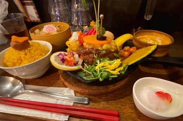 洋食膳 海カレー TAKEUCHI 神保町本店 - サブ画像2