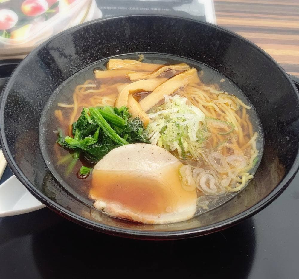 フードコート山美湖 諏訪湖SA下り