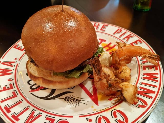 THE PIKE BREWING RESTAURANT & CRAFT BEER BAR - サブ画像2