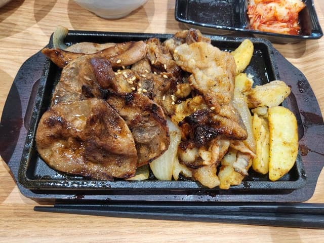 牛角焼肉食堂 イオンモール高岡店 - サブ画像1
