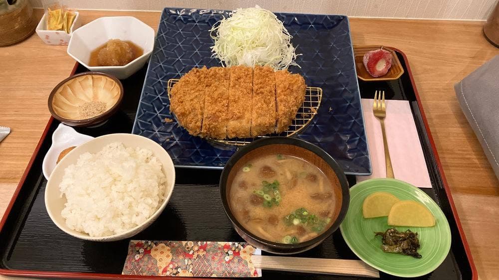 とんかつ勝勝 角崎本店