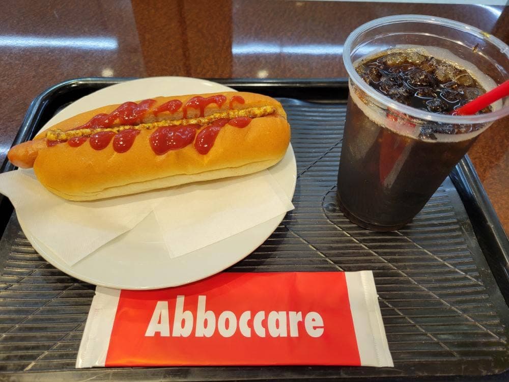カフェ アボカーレ 福島駅西口店