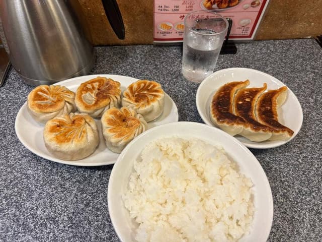 餃子屋 じなんぼ 後楽店 - サブ画像1