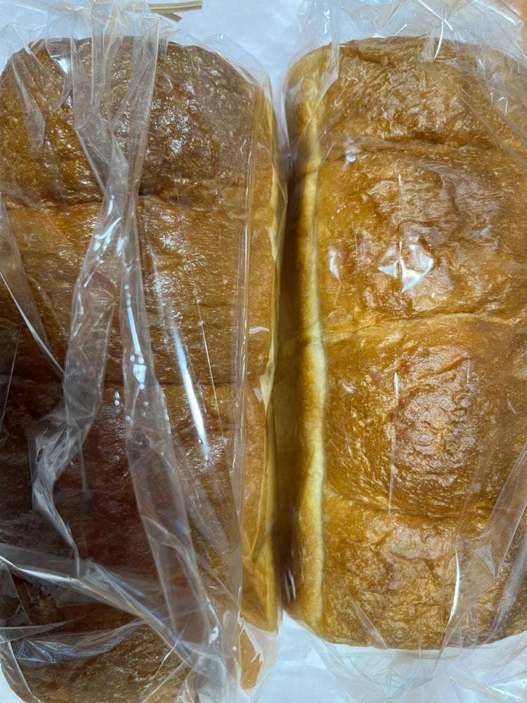 ベーカリー 春夏+秋冬 三宮店