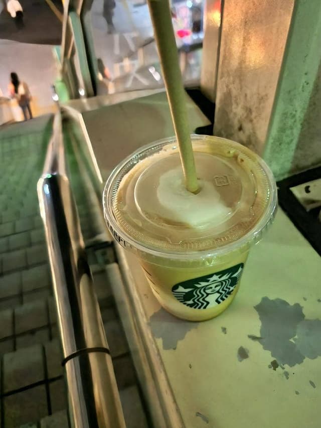 スターバックス コーヒー ミウィ橋本店 - サブ画像1