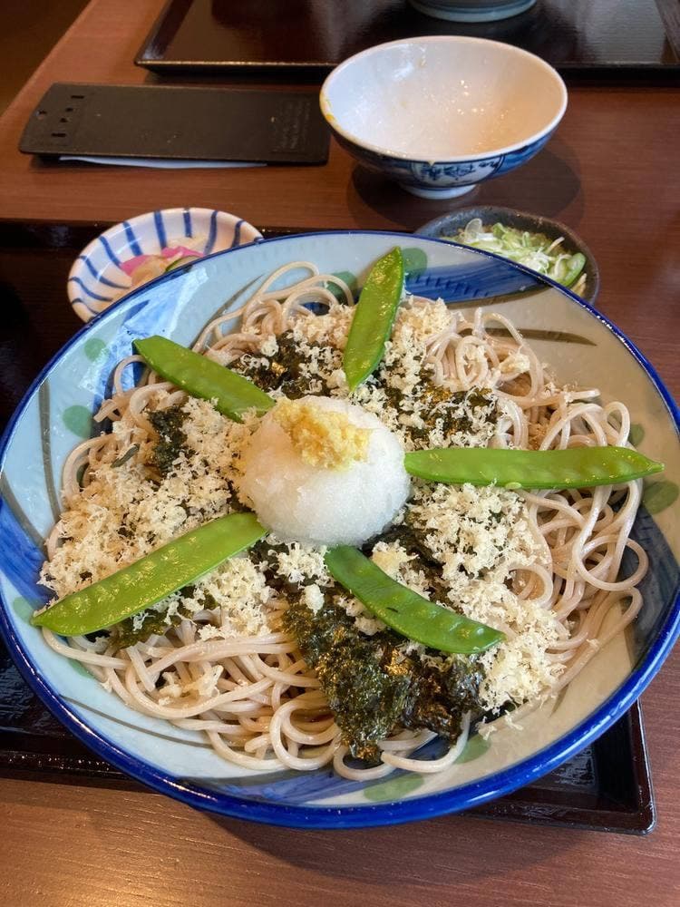 磯おろし戸隠そば 草薙店
