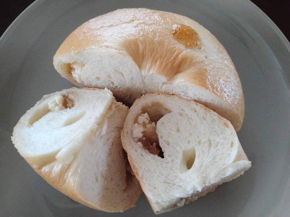 BAGLE CAFE PYGMALION