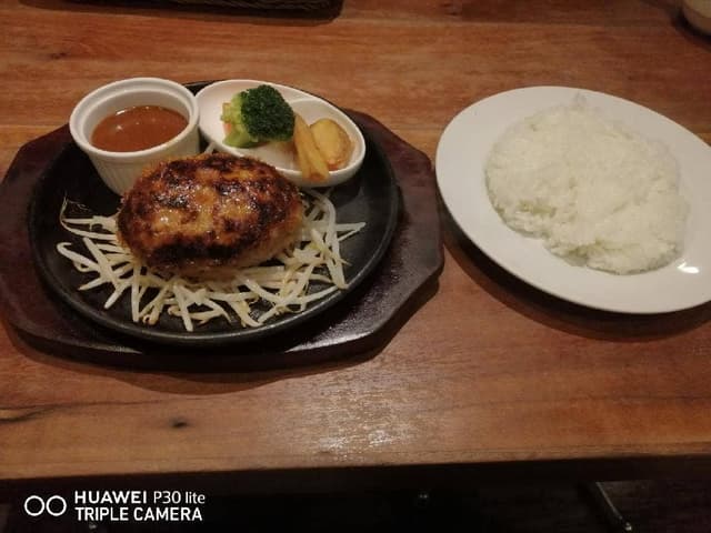 ぎゅう丸 ゆめタウン博多店 - サブ画像1