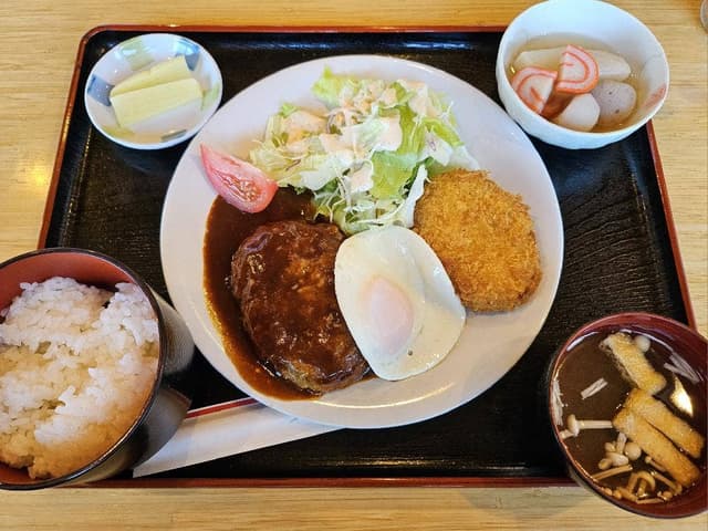 トワイス 木津店 - サブ画像3