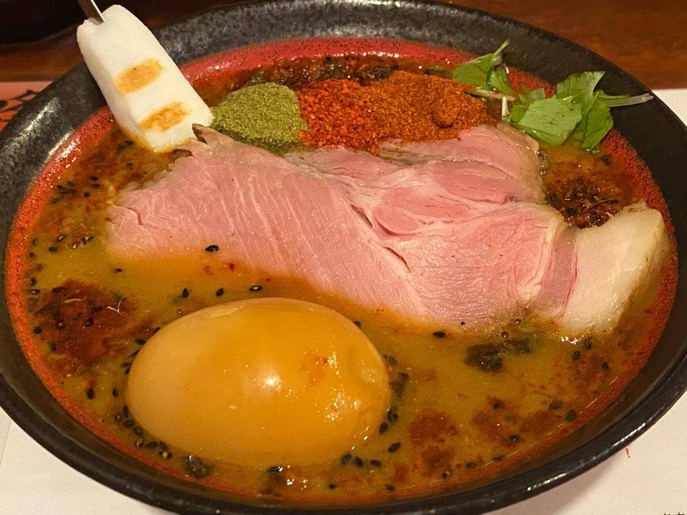 麺屋 女王蜂