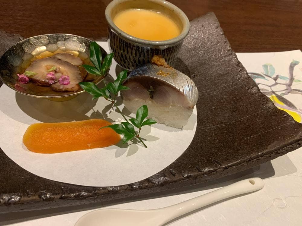 モダンな懐石 あんどう