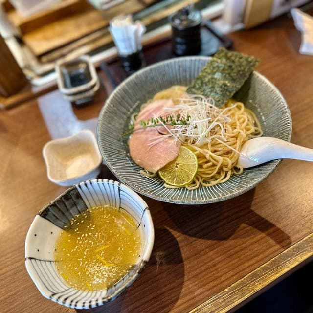 海鮮問屋 孝進丸 - サブ画像1