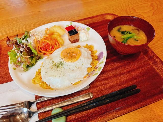 カフェ・ごはん 百花 - サブ画像2