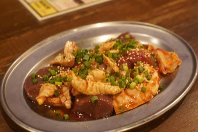 秩父焼肉ホルモン酒場 まる助 みやのかわ本店 - サブ画像1