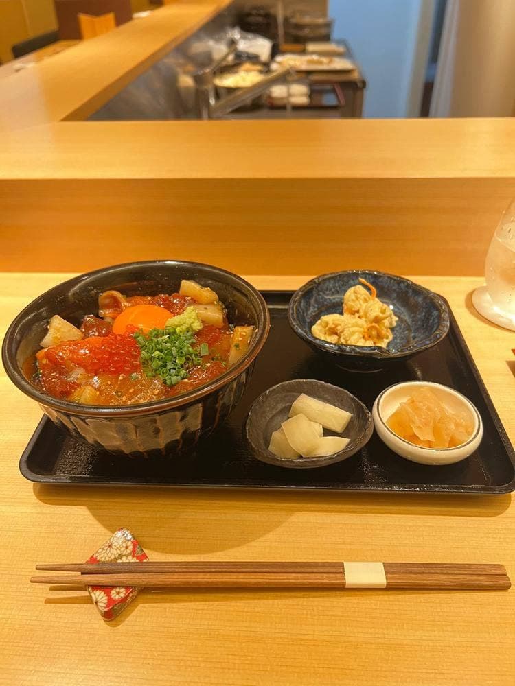 鮨てんび 今池店