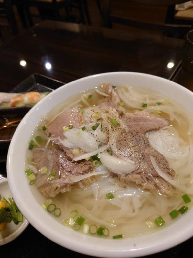 ベトナム料理 コムヴィエトクァン 神田神保町本店 - サブ画像1