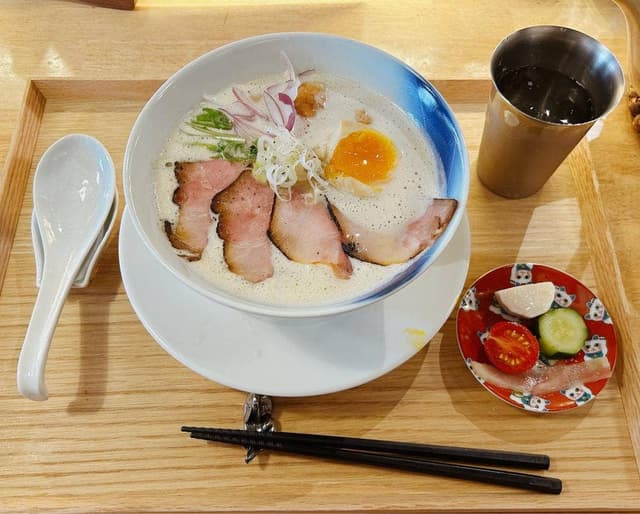 鶏白湯そば 鴛鴦 - サブ画像1