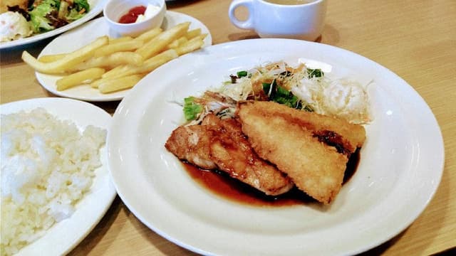 ガスト 岡山福成店 - サブ画像1