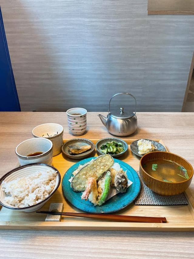 渋谷食堂ひとしな - サブ画像1