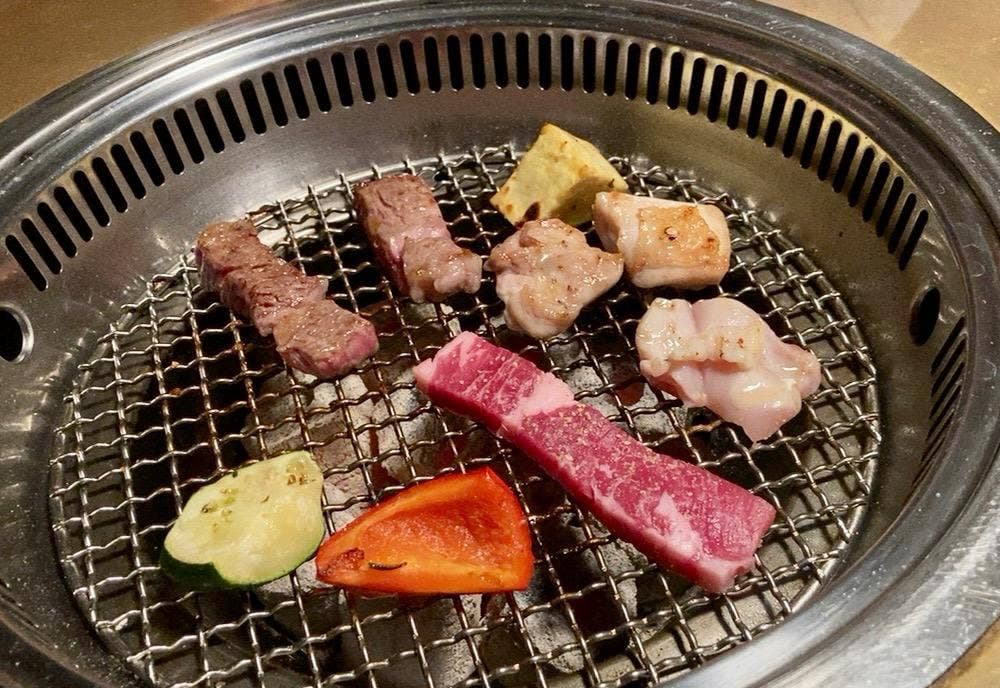 charcoal steak BRASS