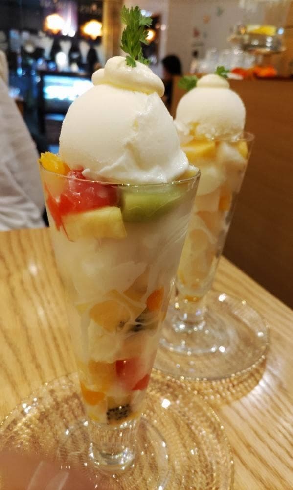 大名パフェ フルーツプラネット