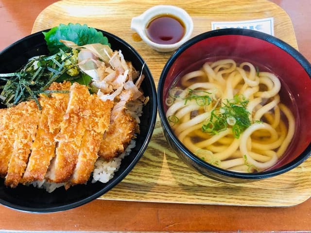 三心うどん - サブ画像3